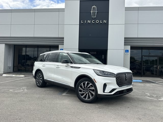 2026 Lincoln Aviator Premiere in Pristine White Metallic Tri-Coat — front three-quarter view