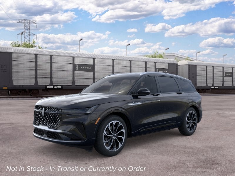 2026 Lincoln Nautilus Reserve in Infinite Black Metallic Clearcoat — front three-quarter view